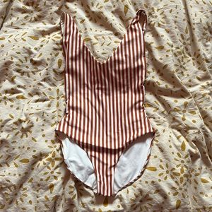 Londre “the minimalist” one piece swimsuit - size S red/white stripe